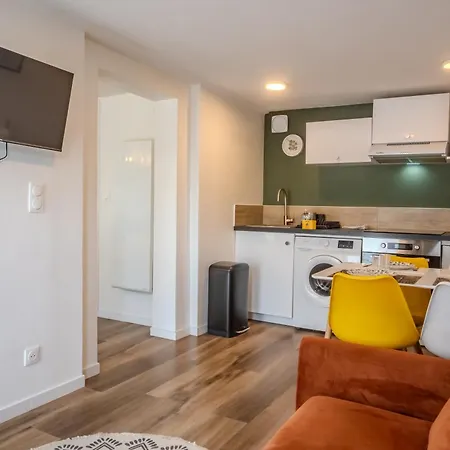 Апартаменты Les Cognassiers - Cosy & Climatisation - Parking Gratuit *