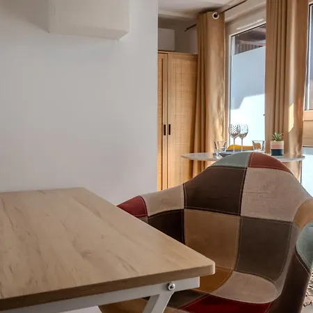 Les Cognassiers - Cosy & Equipe - Parking Gratuit - Professionnels & Familles
